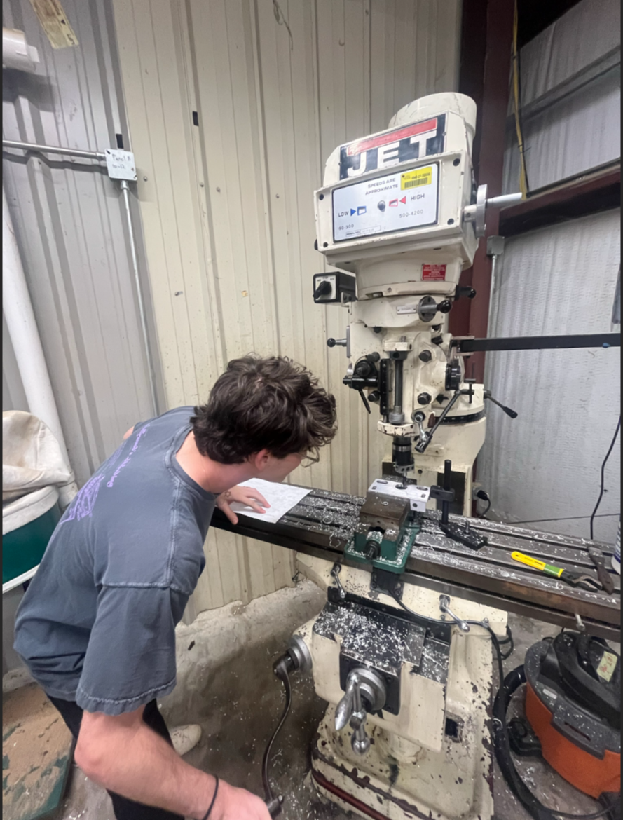 Machining mounting bracket